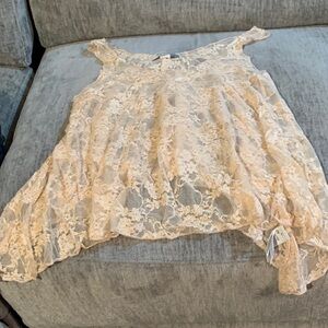 Forever 21 Lace Top in Cream